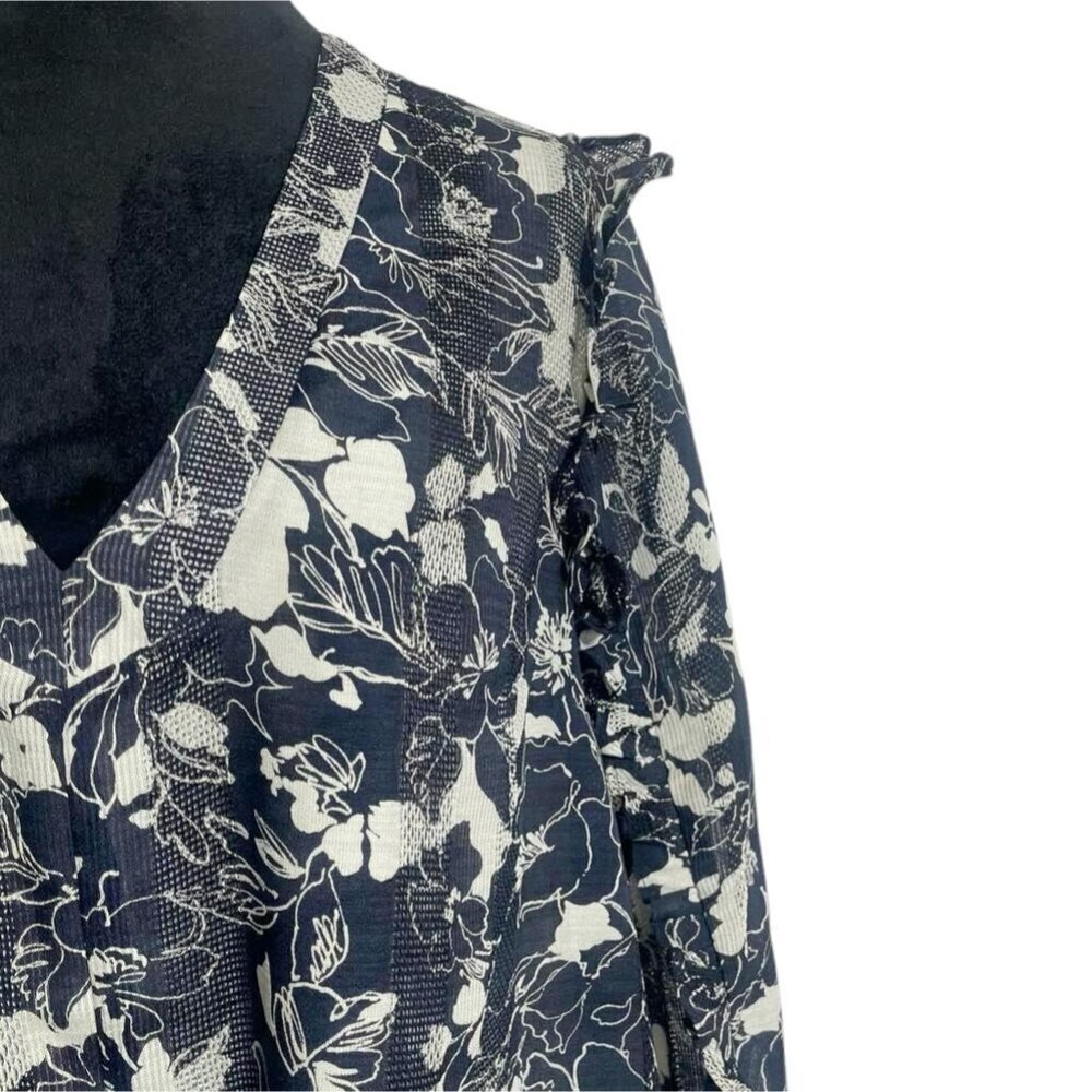 Alexis Size Large  Top Blouse Long Sleeve Shirt Top V Neck Floral - Picture 2 of 7